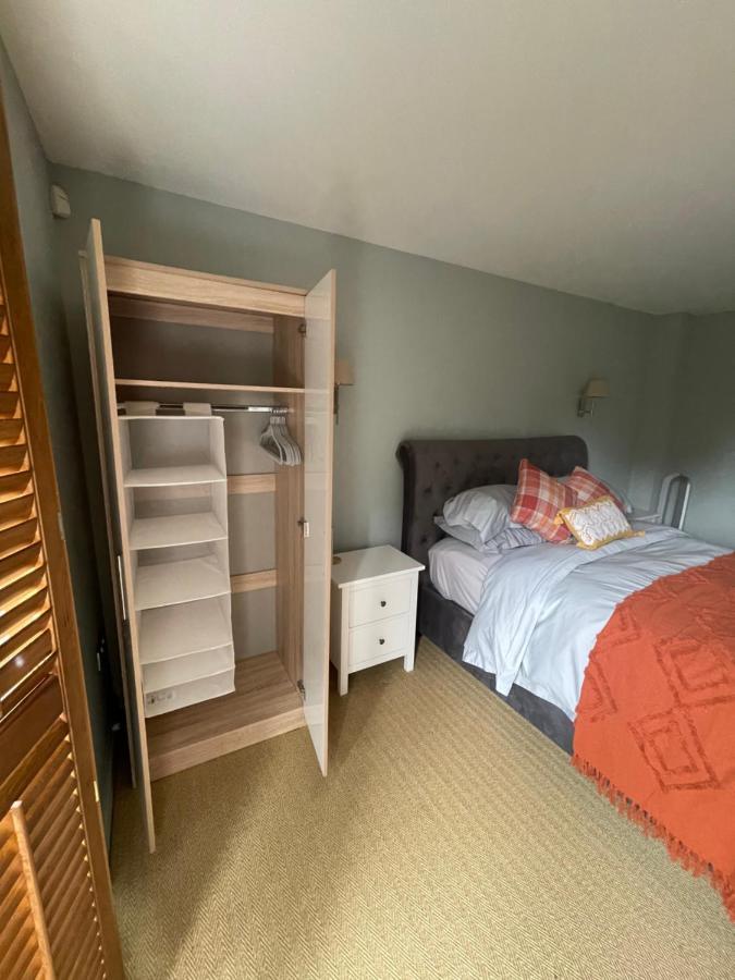 Entire Seaside Luxury Home With On Site Parking! Poole Ngoại thất bức ảnh